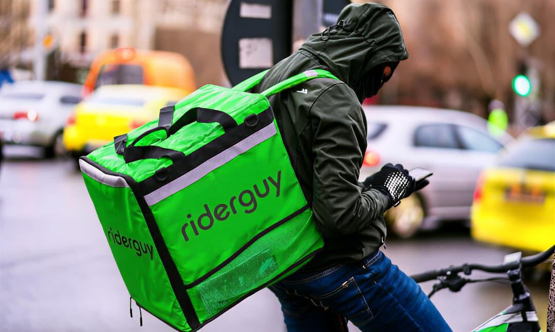 Starting the day: gear up and go online